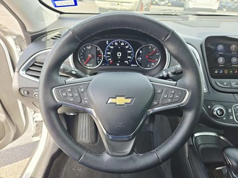Used 2024 Chevrolet Malibu LT FWD image 14