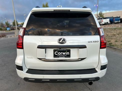 Used 2022 Lexus GX 460 w/ Black Line Special Edition image 7