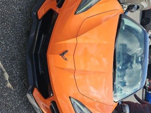 Used 2023 Chevrolet Corvette Stingray Premium Conv w/ Z51 Performance Package image 2
