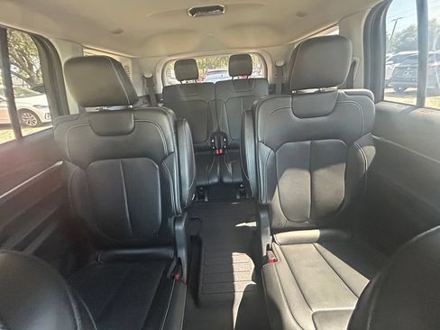 Used 2021 Jeep Grand Cherokee L Limited AWD/4WD image 13