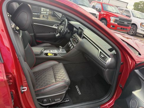 Used 2019 Genesis G70 3.3T Elite AWD/4WD image 10