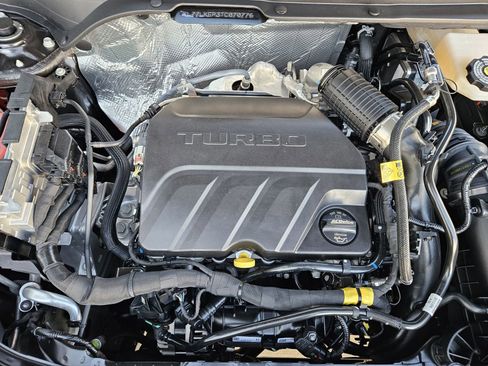 New 2026 Chevrolet Trax ACTIV w/ Sunroof Package image 32