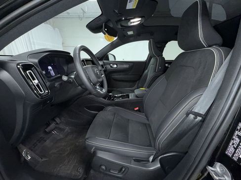 Used 2023 Volvo C40 P8 Recharge Ultimate w/ Protection Package Premier AWD/4WD image 12