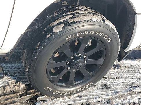 Used 2023 RAM 3500 Big Horn w/ Night Edition image 5