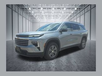 Used 2025 Chevrolet Traverse LT FWD 360° Tour
