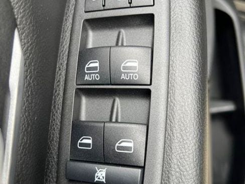 Used 2023 RAM 1500 Big Horn AWD/4WD image 16