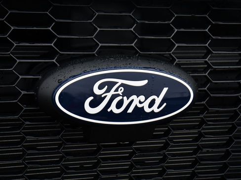 New 2026 Ford Transit 250 148 Medium Roof w/ Load Area Protection Package image 38