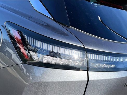 New 2026 Nissan Murano SL image 14