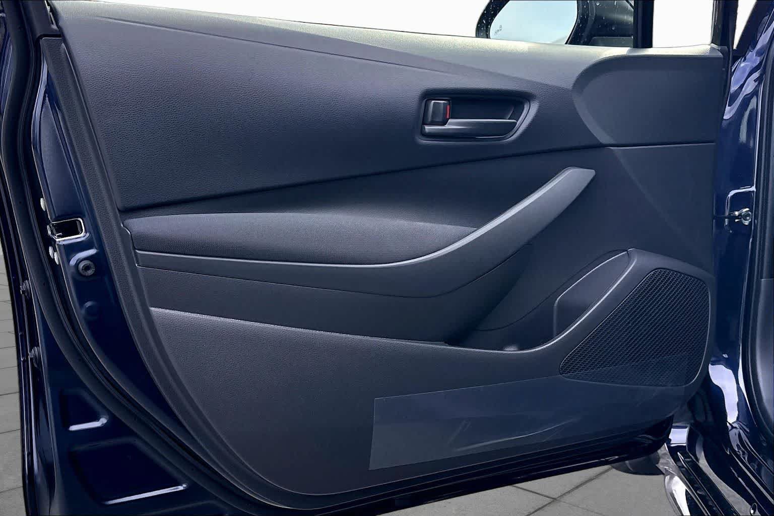 New 2027 Toyota Corolla LE FWD image 10