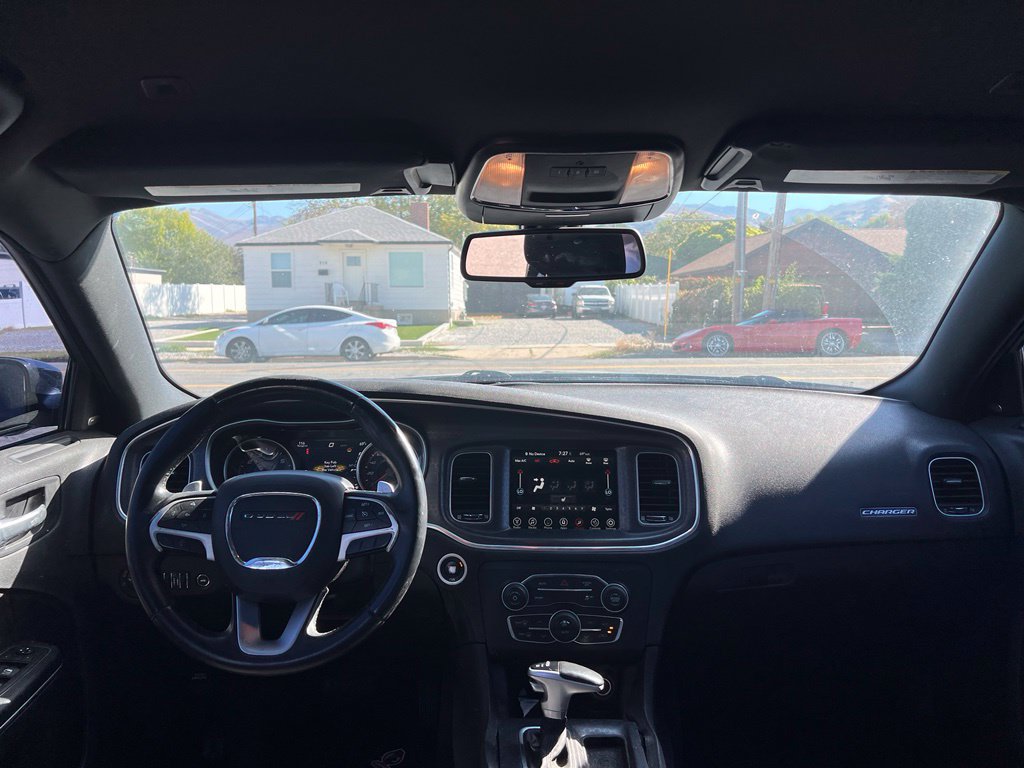 Used 2017 Dodge Charger R/T RWD image 6