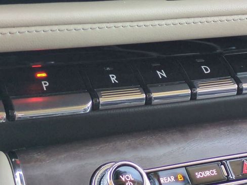 Used 2023 Lincoln Aviator Grand Touring w/ Equipment Group 301A image 33