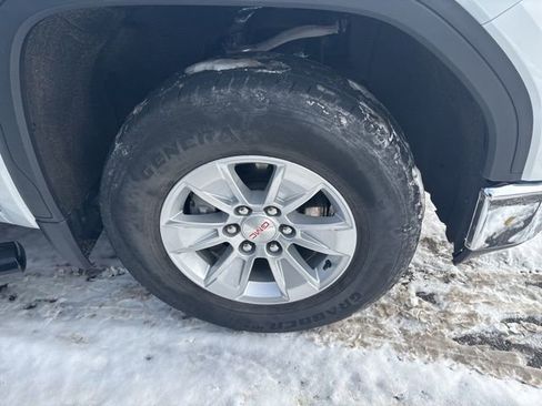 Used 2020 GMC Sierra 1500 2WD Double Cab w/ Sierra Value Package image 9