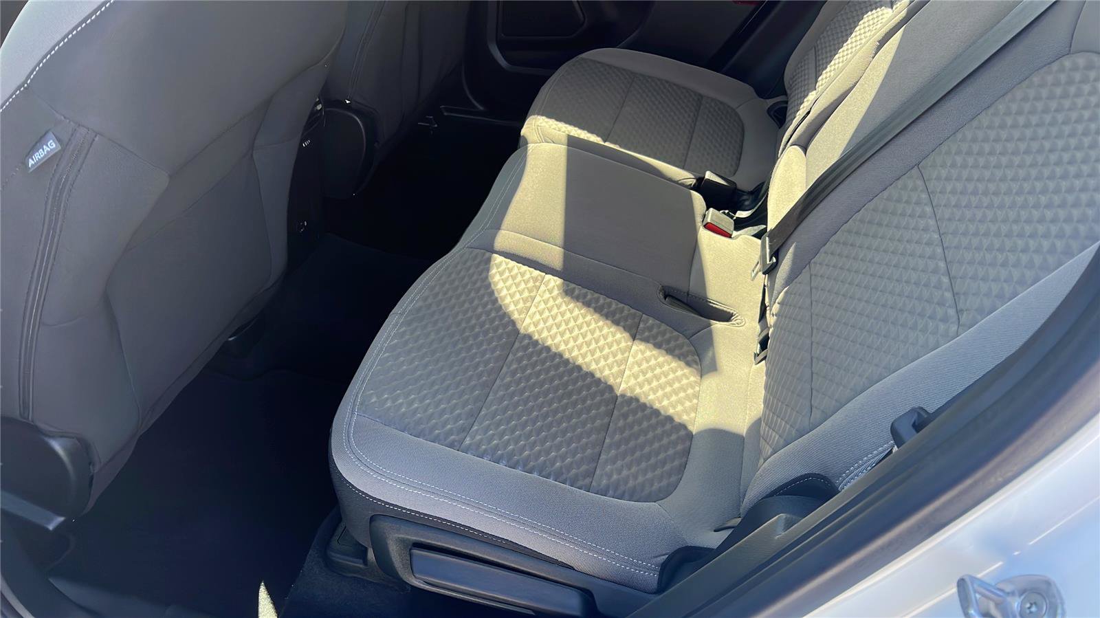 Used 2022 Ford Escape SE w/ SE Sport Appearance Package FWD image 15