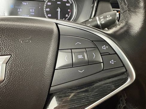Used 2021 Cadillac XT5 Premium Luxury AWD/4WD image 24