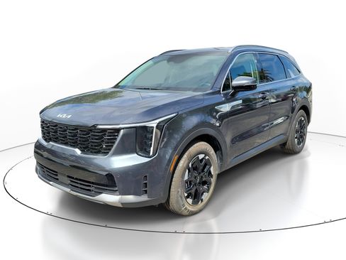 Used 2024 Kia Sorento S FWD image 3