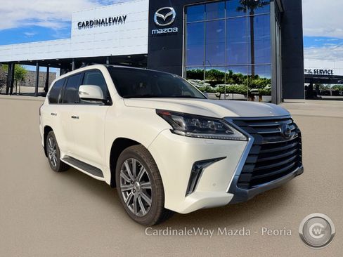 Used 2016 Lexus LX 570 4WD w/ Luxury Package image 6