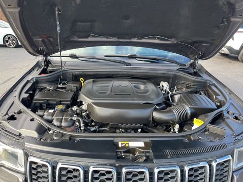 Used 2020 Jeep Grand Cherokee Limited image 39