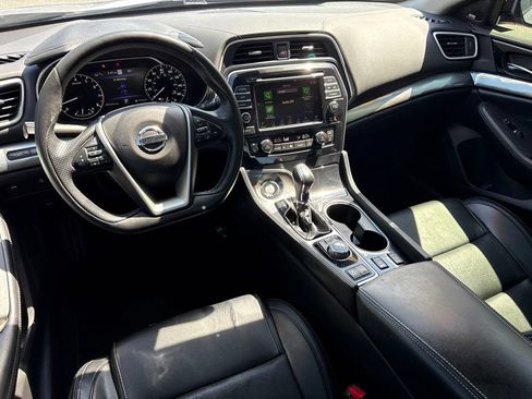 Used 2020 Nissan Maxima 3.5 SL w/ Floor Mat Group FWD image 16