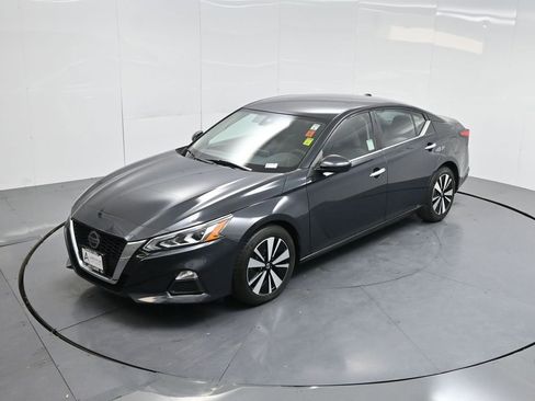 Used 2022 Nissan Altima 2.5 SV image 53