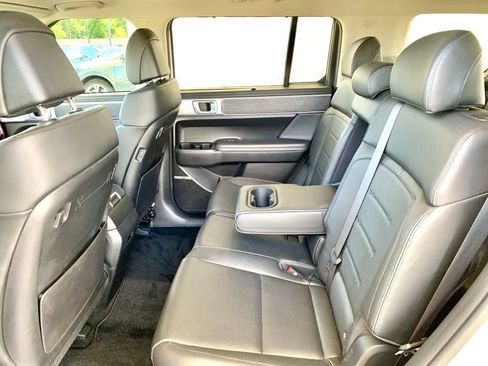 Used 2024 Hyundai Santa Fe Limited FWD image 14