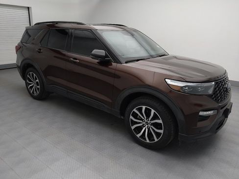 Used 2020 Ford Explorer ST w/ Premium Technology Package image 11