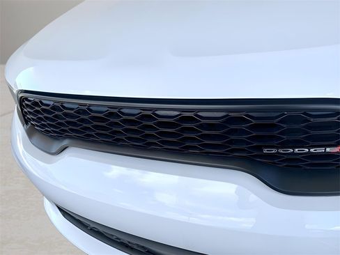 Used 2024 Dodge Durango GT image 2