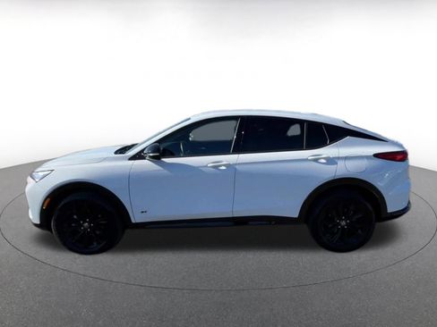 Used 2025 Buick Envista Sport Touring image 9