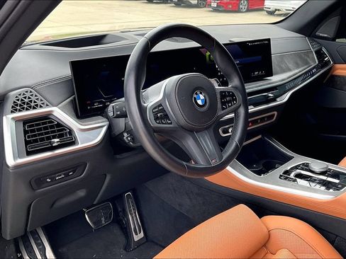 Used 2024 BMW X5 sDrive40i w/ M Sport Package RWD image 15