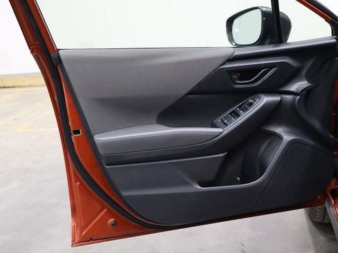 Used 2024 Subaru Crosstrek 2.0i Premium image 17