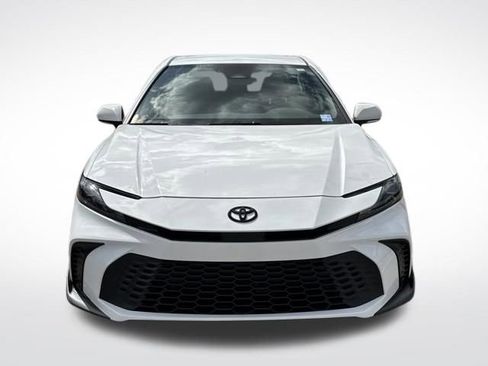 Used 2026 Toyota Camry SE FWD image 10
