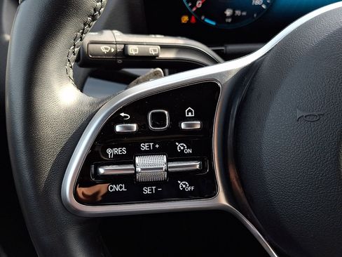 Certified 2022 Mercedes-Benz GLA 250 4MATIC image 22