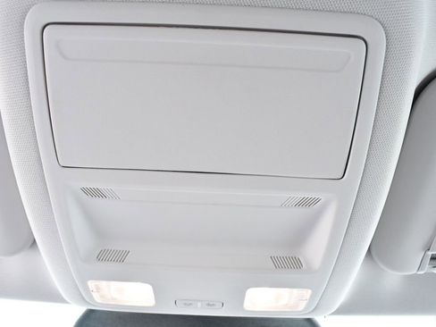 Used 2025 Ford Escape Platinum w/ Premium Technology Package image 33