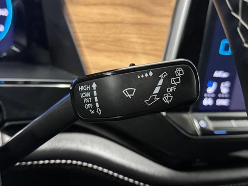 Used 2024 Volkswagen Atlas SE image 38