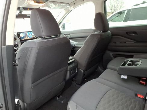 New 2026 Nissan Pathfinder SV image 27