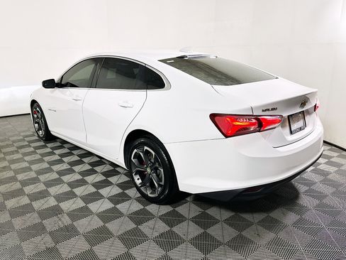Used 2021 Chevrolet Malibu LT FWD image 5