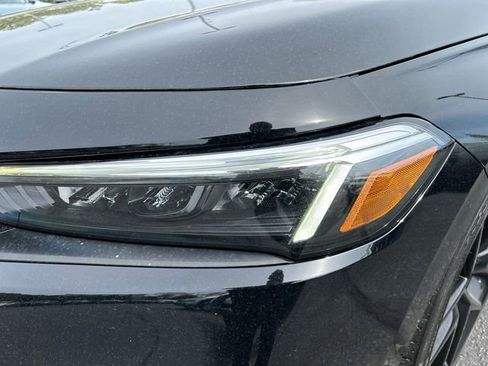 Used 2023 Honda Civic Sport image 7