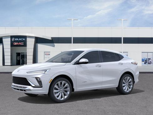 New 2026 Buick Envista Avenir image 2