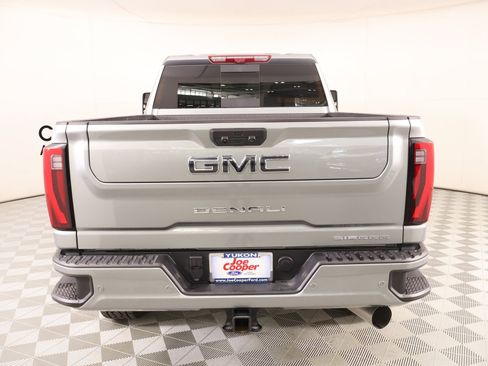 Used 2025 GMC Sierra 2500 Denali Ultimate AWD/4WD image 22