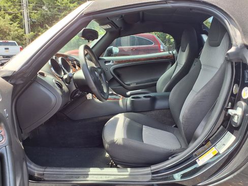 Used 2009 Pontiac Solstice Convertible w/ Preferred Package RWD image 5