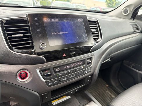 Used 2023 Honda Ridgeline RTL-E image 10