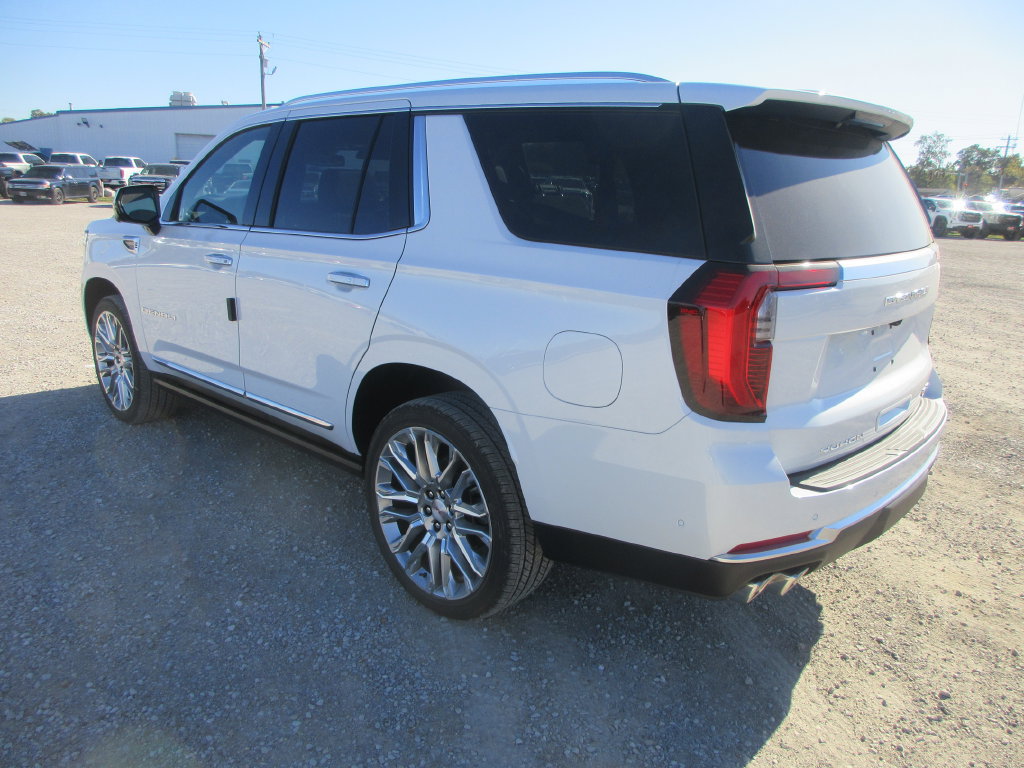 New 2027 GMC Yukon Denali w/ Sun & Power Step Package AWD/4WD image 6