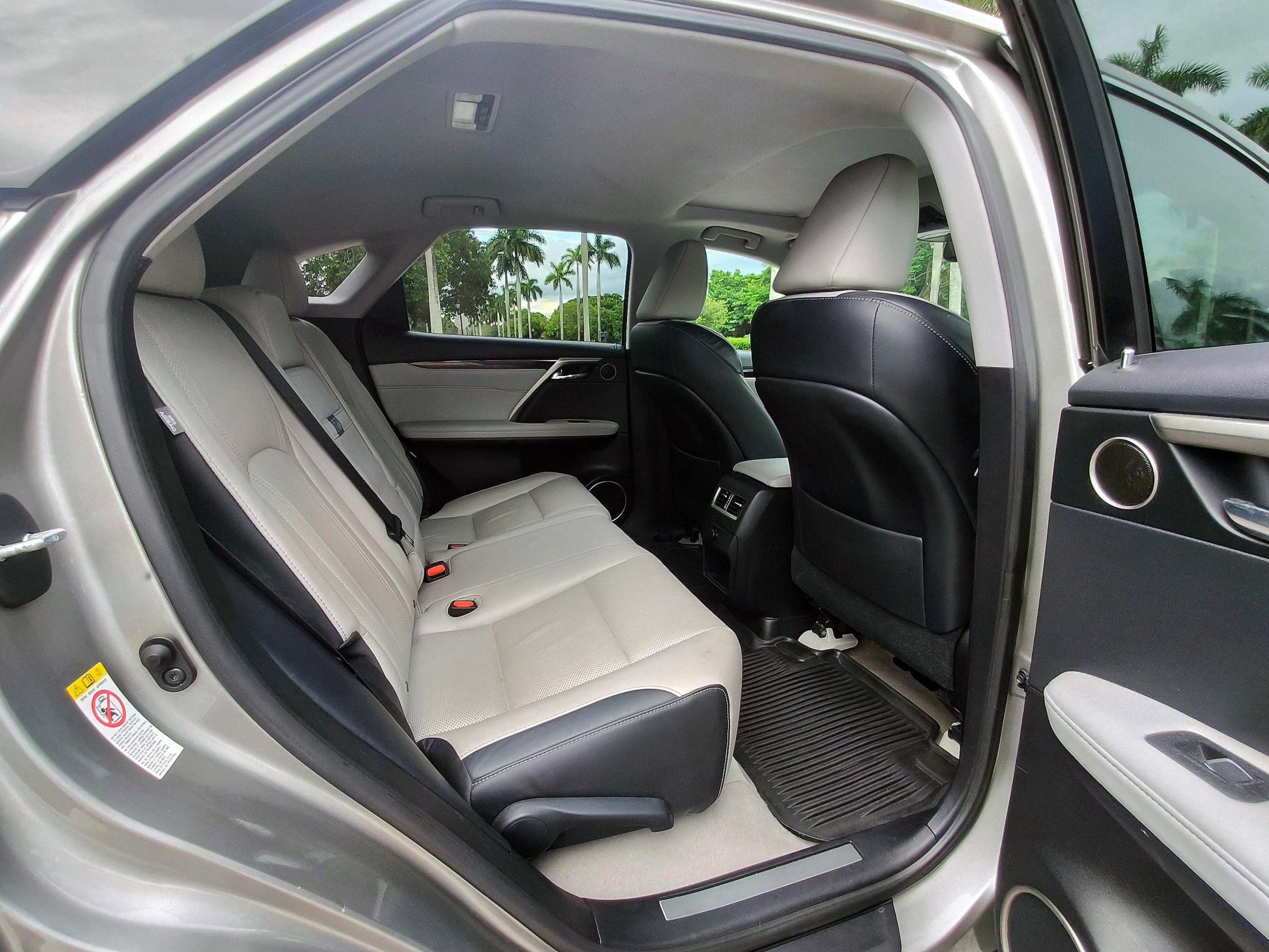 Used 2019 Lexus RX 350 AWD w/ Navigation Package image 15