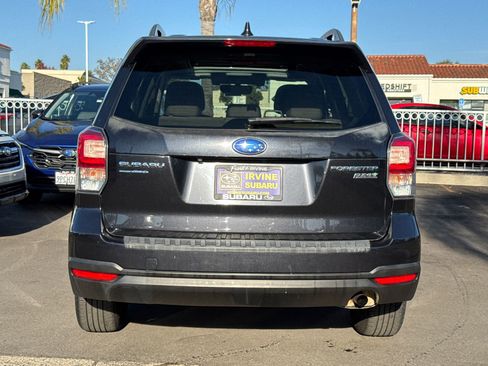 Used 2017 Subaru Forester 2.5i Premium image 9