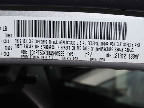 Used 2011 Dodge Nitro SXT image 34