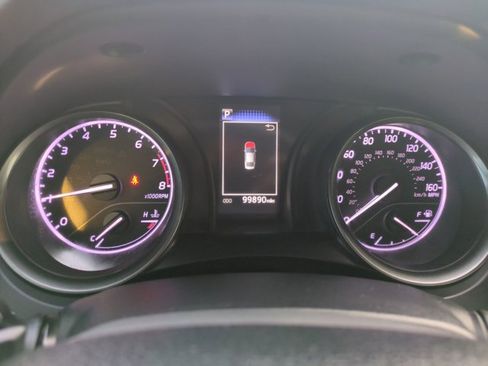 Used 2021 Toyota Camry SE image 11