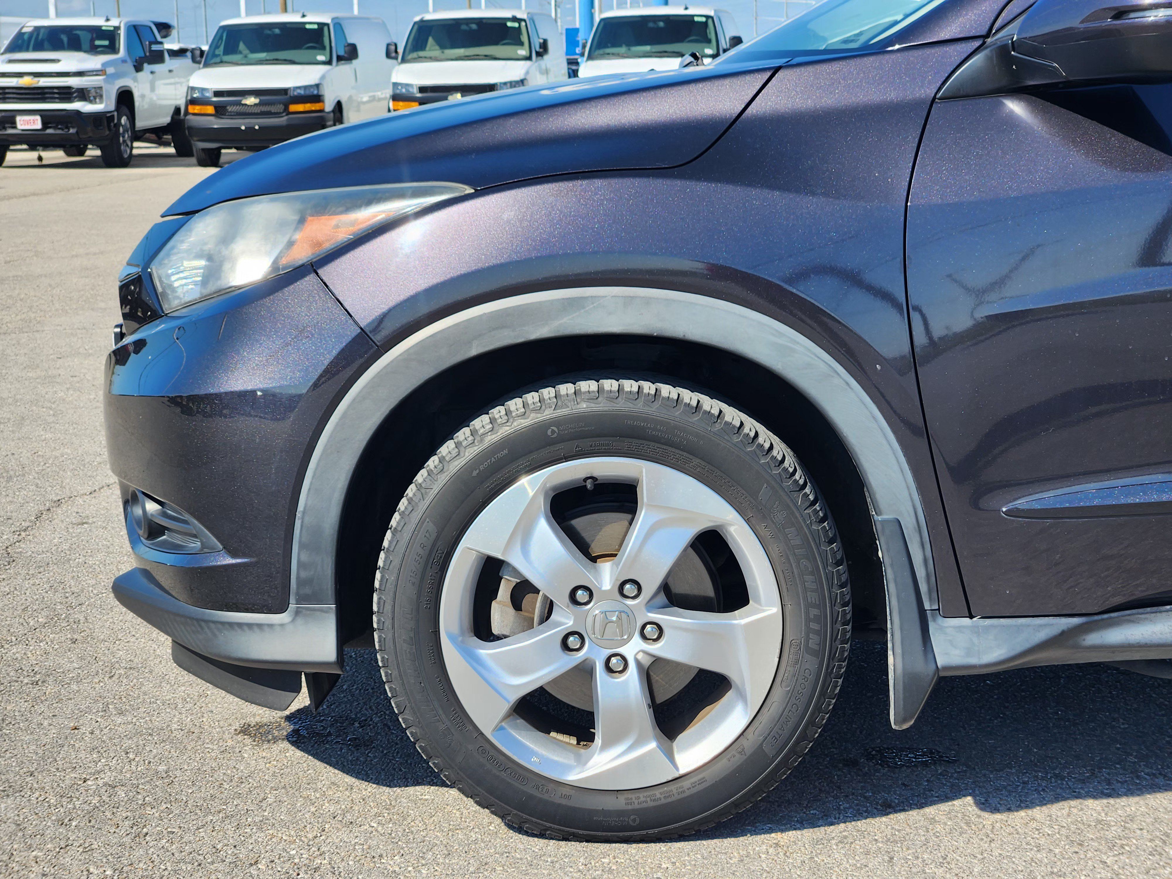 Used 2016 Honda HR-V EX image 9