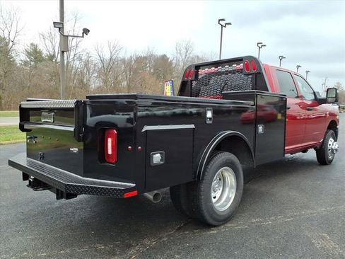 New 2026 RAM 3500 Tradesman w/ Chrome Appearance Group image 7