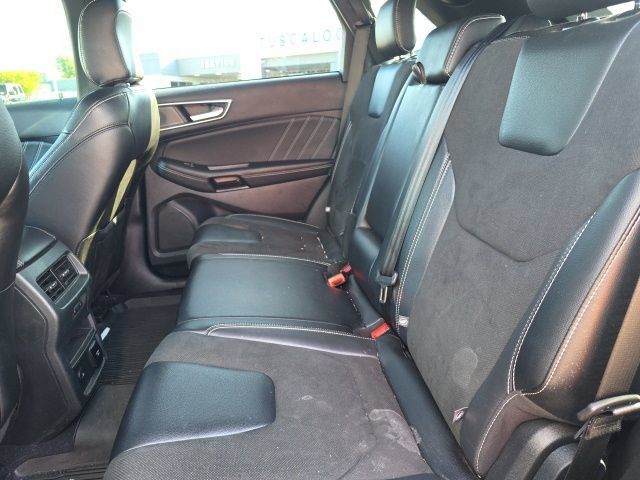 Used 2024 Ford Edge ST w/ Equipment Group 401A AWD/4WD image 10