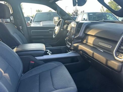 Used 2022 RAM 1500 Big Horn AWD/4WD image 7