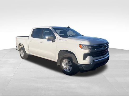 Used 2025 Chevrolet Silverado 1500 LT image 10